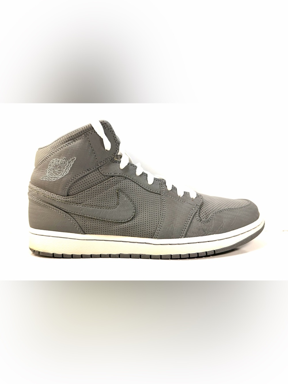 Nike Jordan 1 Mid (252)